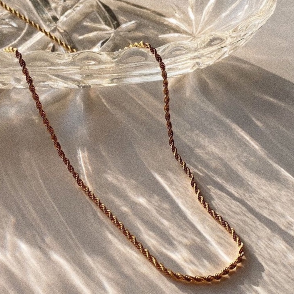 Mejuri Bold Gold Twist Rope Chain Necklace